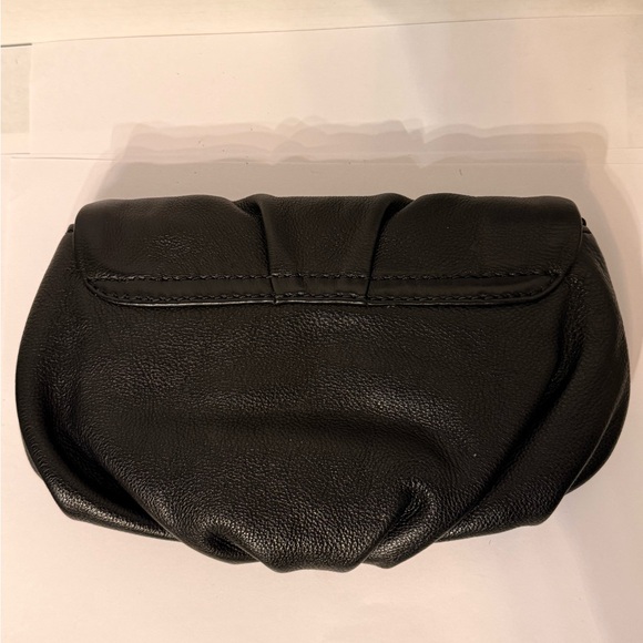 Marc by Marc Jacobs Classic Q Natasha Crossbody w/ Black Pebbled Leather Gold HW - Picture 3 of 16